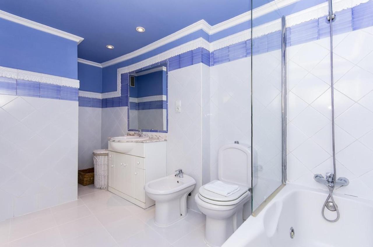 No Turistic Rental, Duplex Penthouse In The Historic Center, Valencia, Ideal For Those Looking To Stay In The City For A Season, Including Professionals And Students Exterior photo